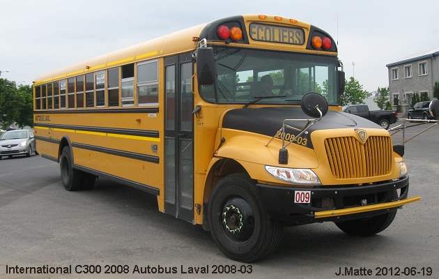 BUS/AUTOBUS: International C300 2008 Autobus Laval