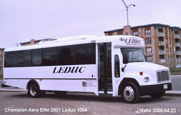 BUS/AUTOBUS: Champion Aero Elite 2001 Leduc