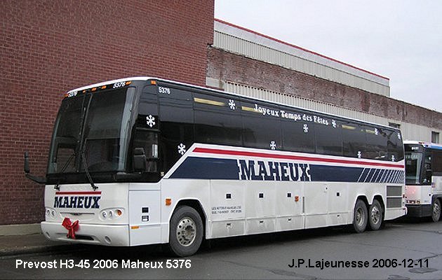 BUS/AUTOBUS: Prevost H3-45 2006 Maheux
