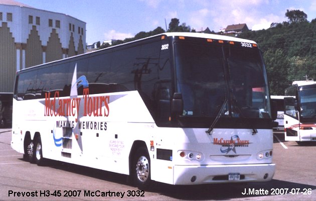 BUS/AUTOBUS: Prevost H3-45 2007 McCarney