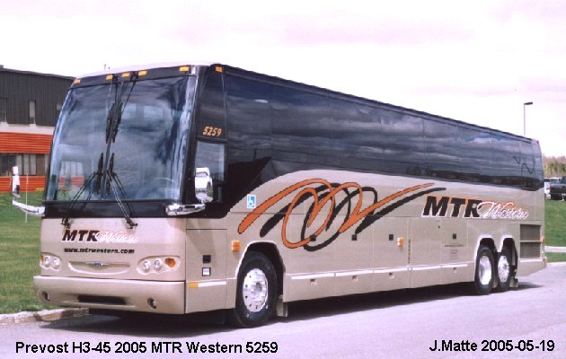 BUS/AUTOBUS: Prevost H3-45 2005 MTR Western