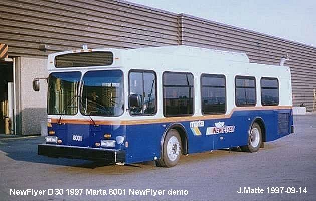BUS/AUTOBUS: New Flyer DLF30 1997 New Flyer