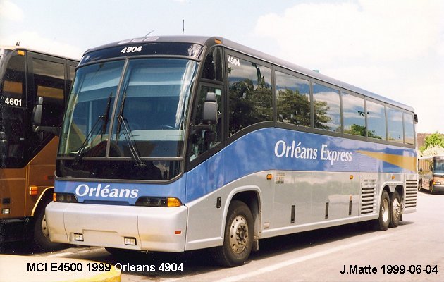 BUS/AUTOBUS: MCI E 4500 1999 Orleans