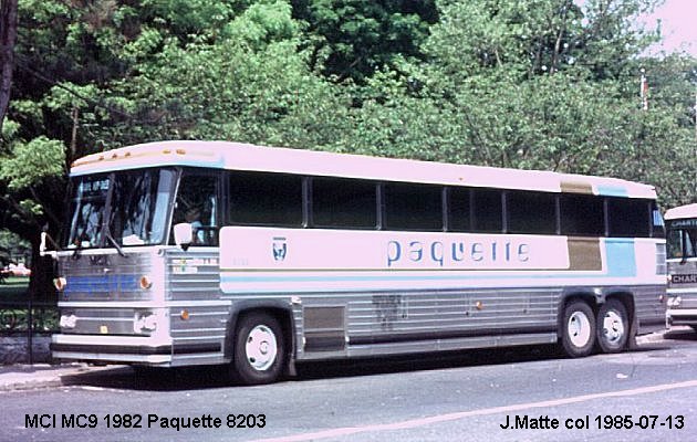 BUS/AUTOBUS: MCI MC 9 1982 Paquette