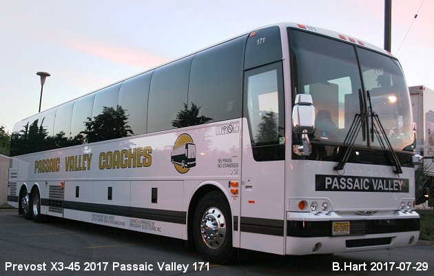 BUS/AUTOBUS: Prevost X3-45 2017 Passaic Valley