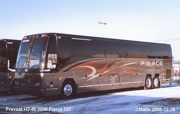 BUS/AUTOBUS: Prevost H3-45 2006 Pierce