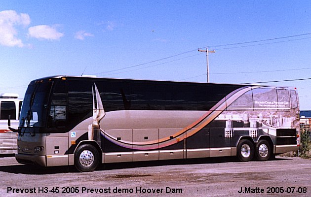BUS/AUTOBUS: Prevost H3-45 2005 Prevost
