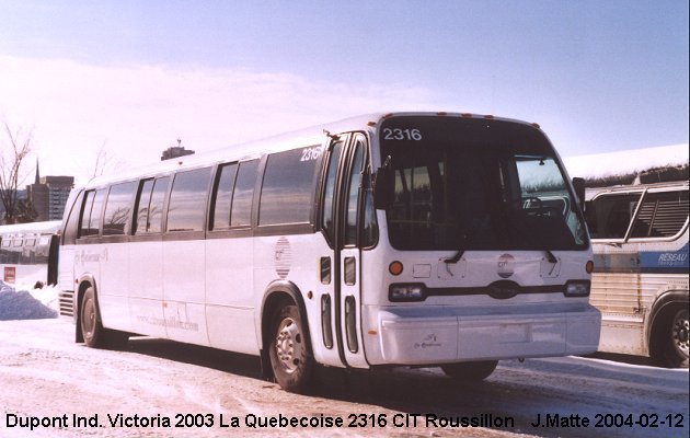 BUS/AUTOBUS: Dupont Industries Victoria 2003 La Quebecoise