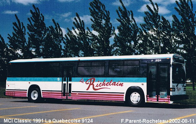 BUS/AUTOBUS: MCI Classic 1991 Quebecoise