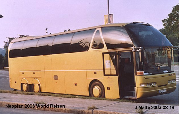 BUS/AUTOBUS: Neoplan AN 221 2003 Reisen (World)