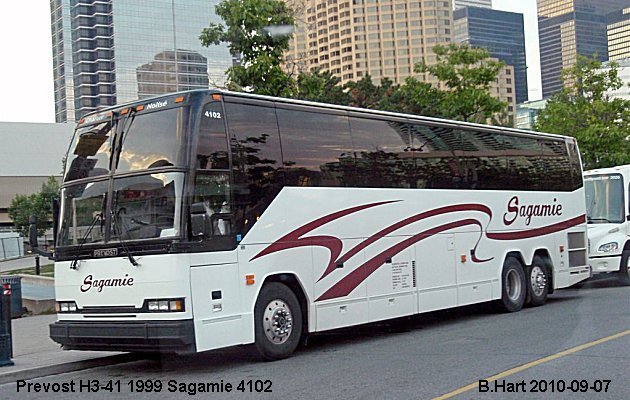 BUS/AUTOBUS: Prevost H3-41 1999 Sagamie