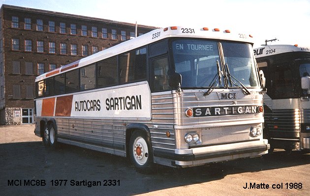 BUS/AUTOBUS: MCI MC8 A 1975 Sartigan
