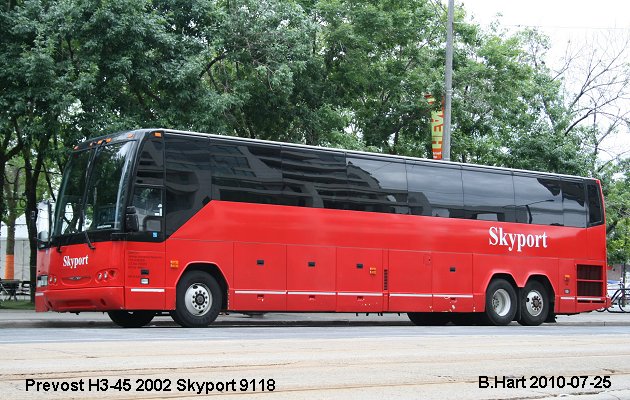 BUS/AUTOBUS: Prevost H3-45 2002 Skyport