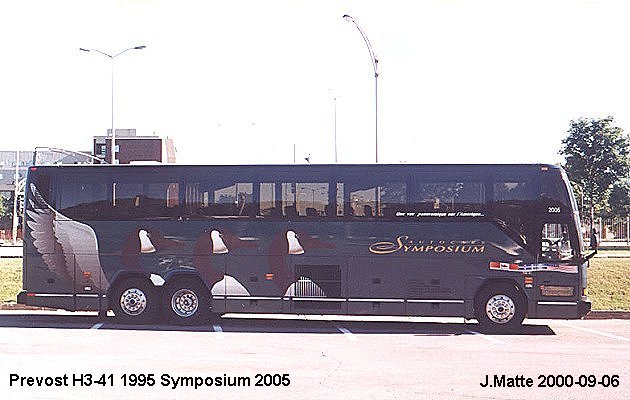 BUS/AUTOBUS: Prevost H3-41 1995 Symposium