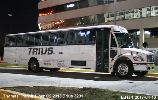 BUS/AUTOBUS: Thomas Transit Liner C2 2013 Trius