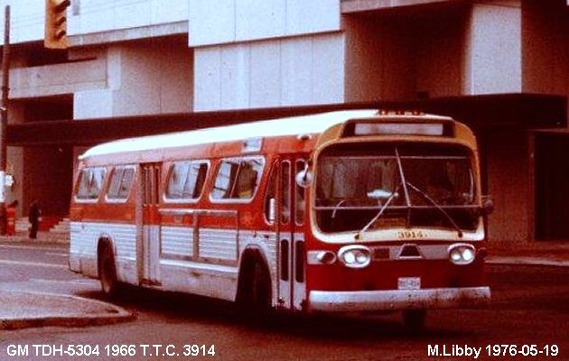 BUS/AUTOBUS: GMC TDH 5304 1966 Toronto Transit Commission