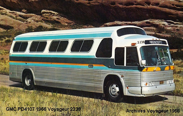 BUS/AUTOBUS: GMC PD4107 1966 Voyageur