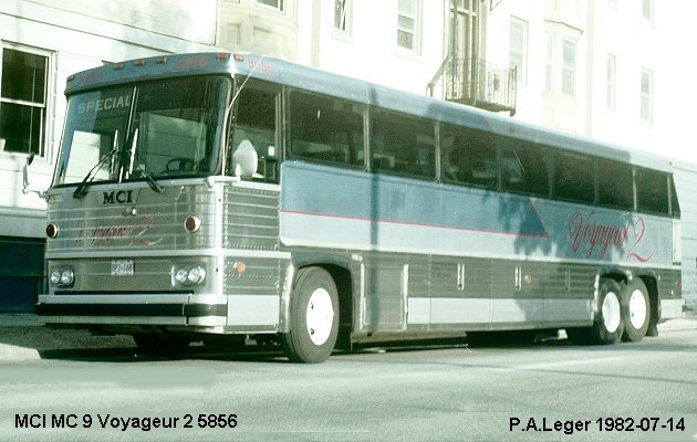 BUS/AUTOBUS: MCI MC 9 1986 Voyageur 2