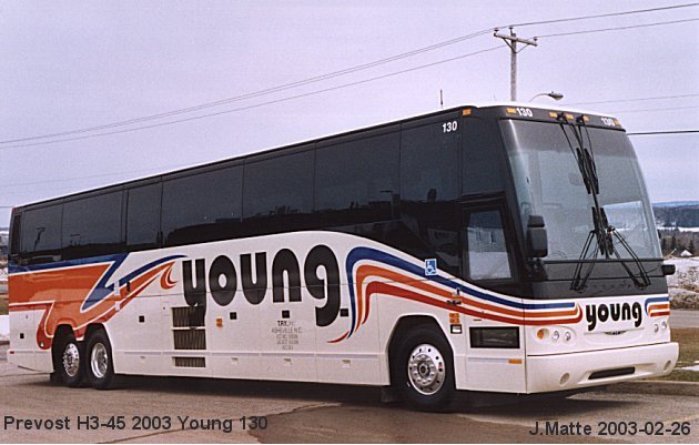 BUS/AUTOBUS: Prevost H3-45 2003 Young