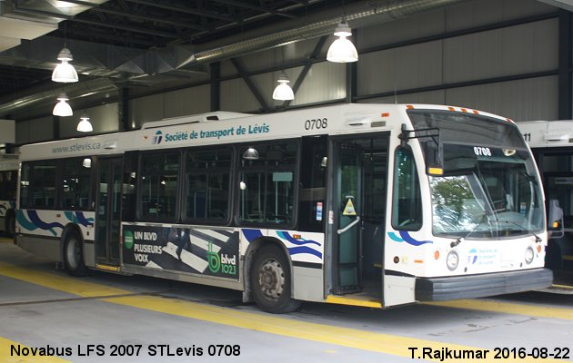 BUS/AUTOBUS: Novabus LFS 2007 STLevis